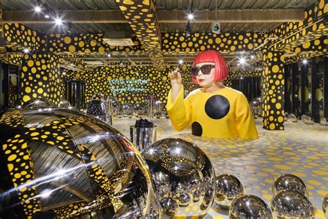 Yayoi Kusama x Louis Vuitton Pop Up Store Opens in Harajuku 